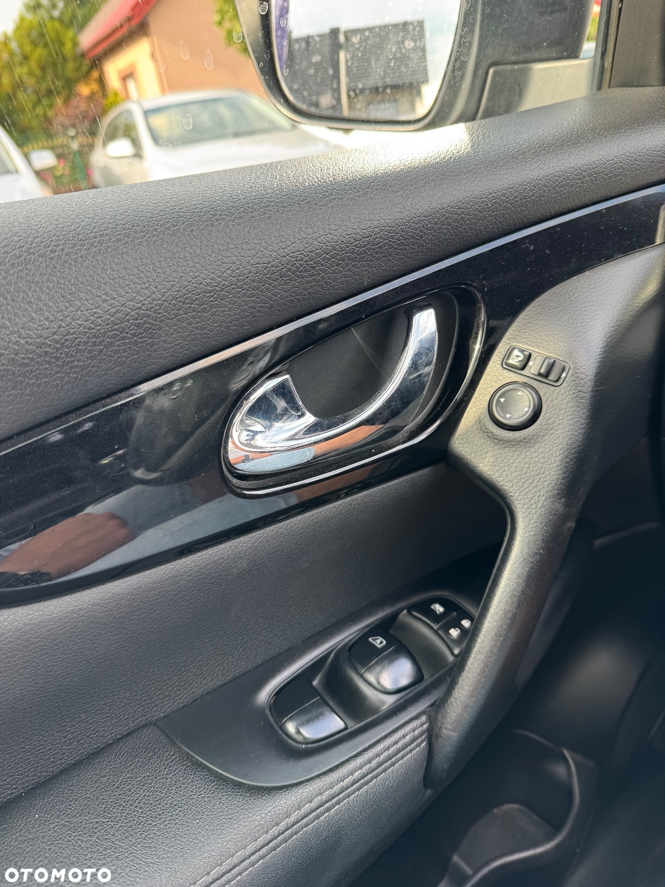 Nissan Qashqai 1.6 DCi Tekna+ - 28