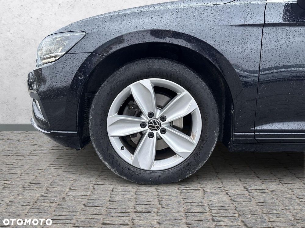 Volkswagen Passat 2.0 TSI Business DSG - 29