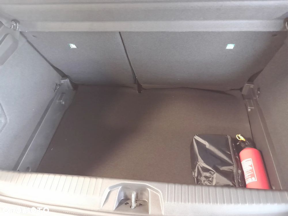 Mitsubishi Colt 1.0T Invite - 7