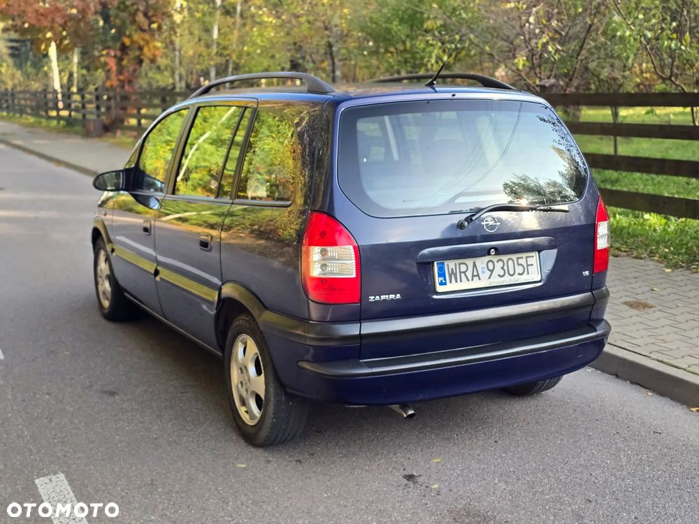 Opel Zafira - 18