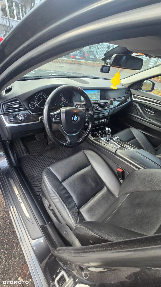 BMW Seria 5 520d Sport-Aut - 4