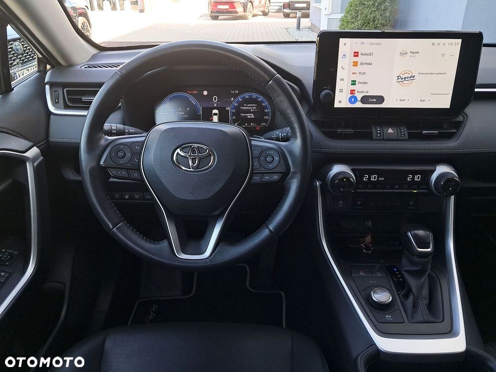 Toyota RAV4 - 18