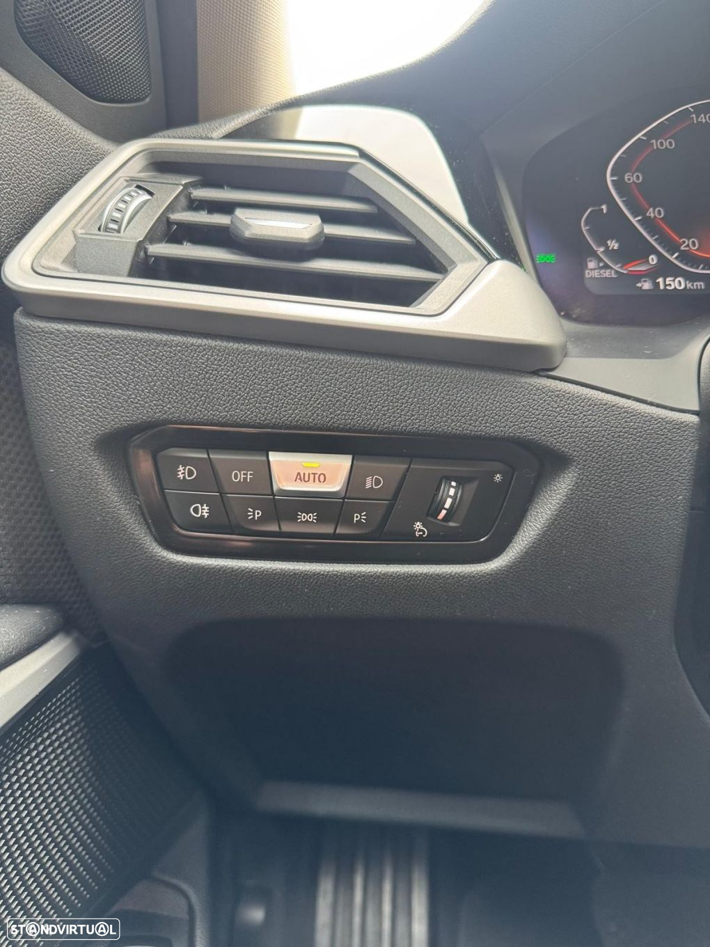 BMW 318 d Touring Line Sport Auto - 33