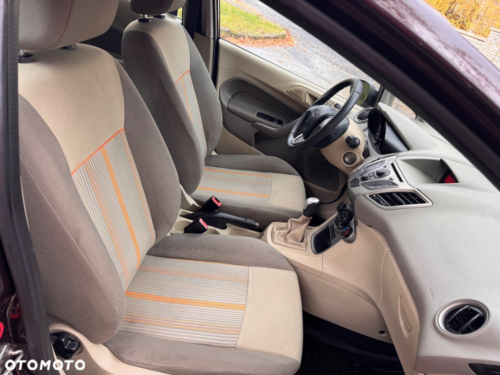 Ford Fiesta - 18