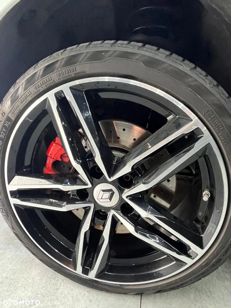 Renault Megane 220 GT - 24