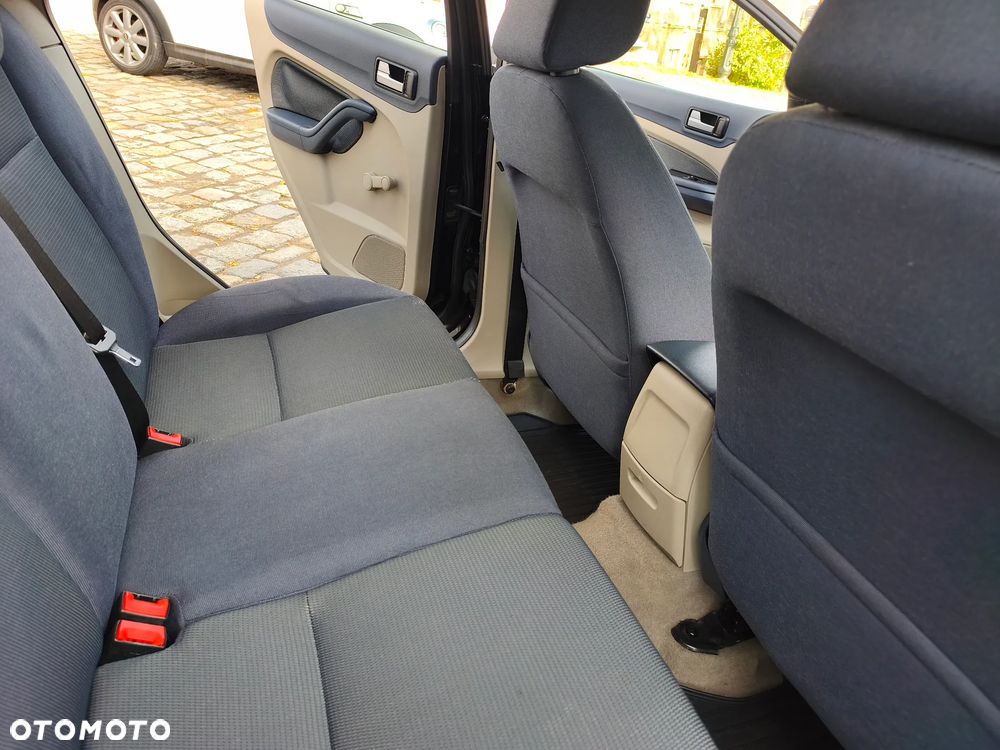 Ford Focus - 19