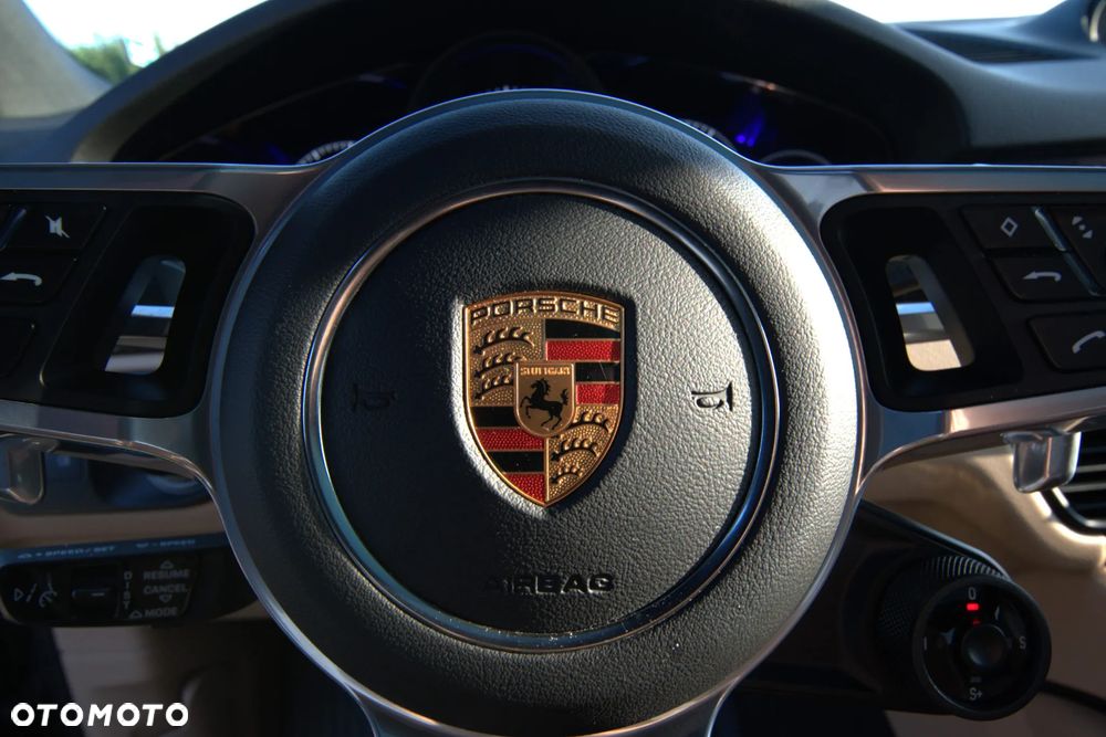 Porsche Cayenne Platinum Edition - 22