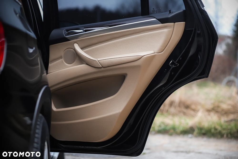 BMW X5 3.5d xDrive - 11