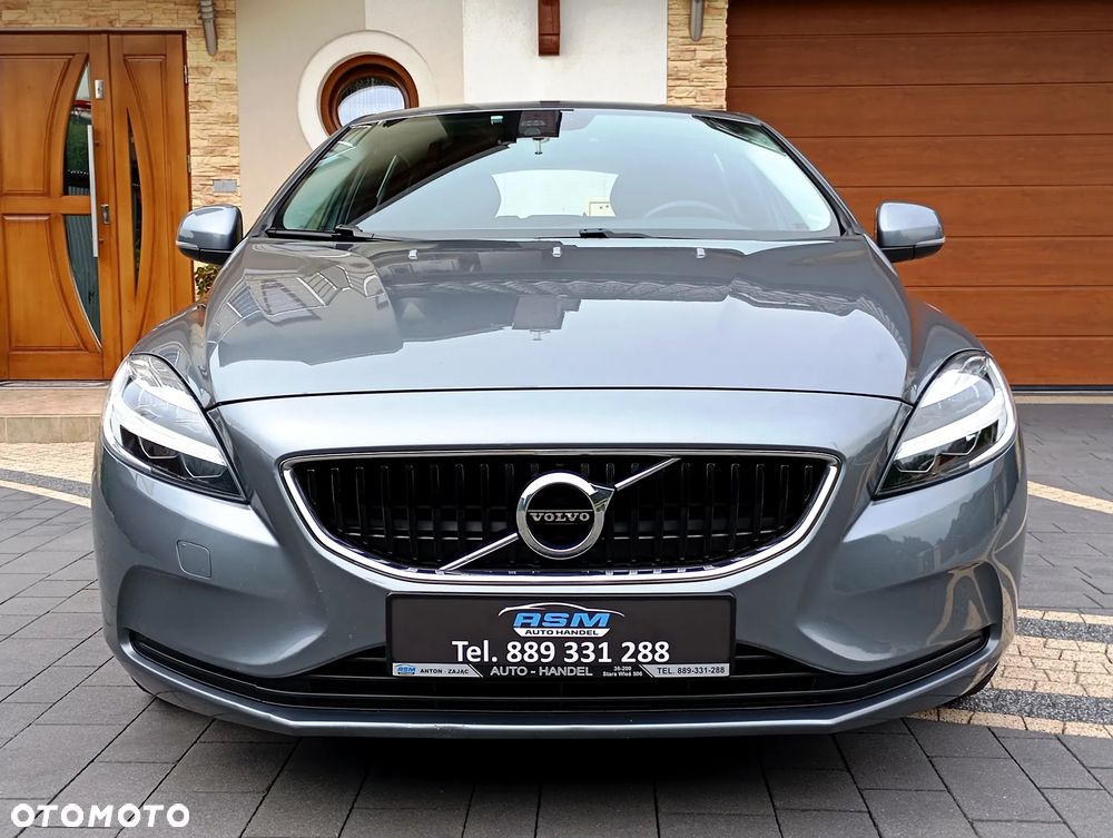 Volvo V40 D2 Momentum - 2