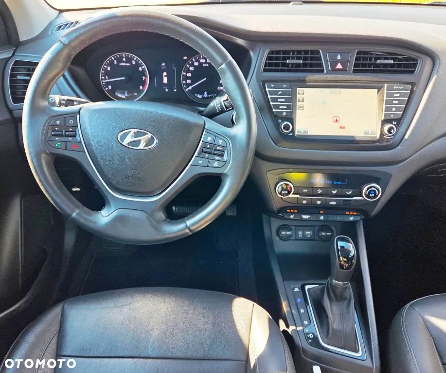 Hyundai i20 1.4 Premium - 33