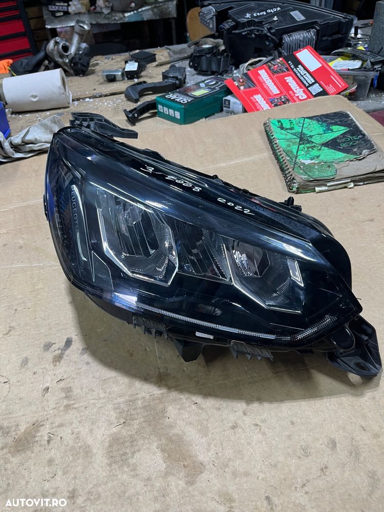 Far Dreapta Led Technology Peugeot 2008 2022 - 1