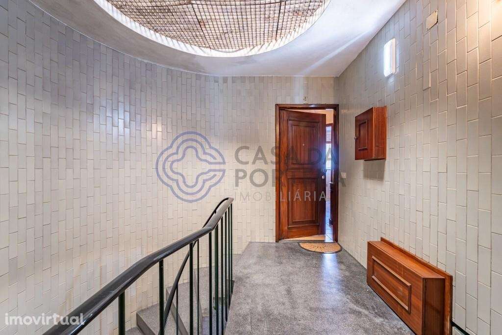 Apartamento T1 areas generosas centro Porto - Grande imagem: 3/21