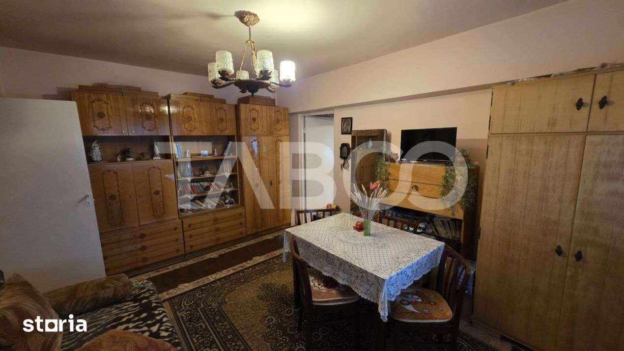Apartament cu 2 camere de vanzare zona Ciserom — fotografia 1