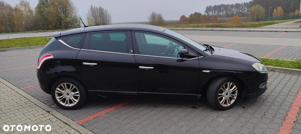 Lancia Delta 1.6 MultiJet 16v Oro - 30