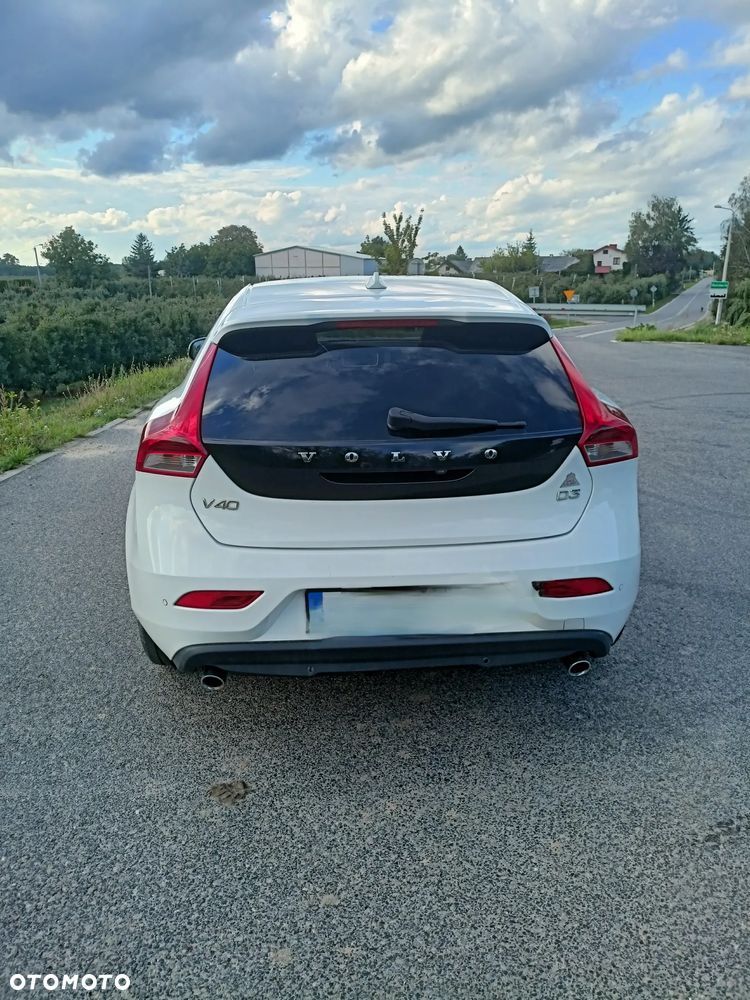 Volvo V40 D3 Summum - 6