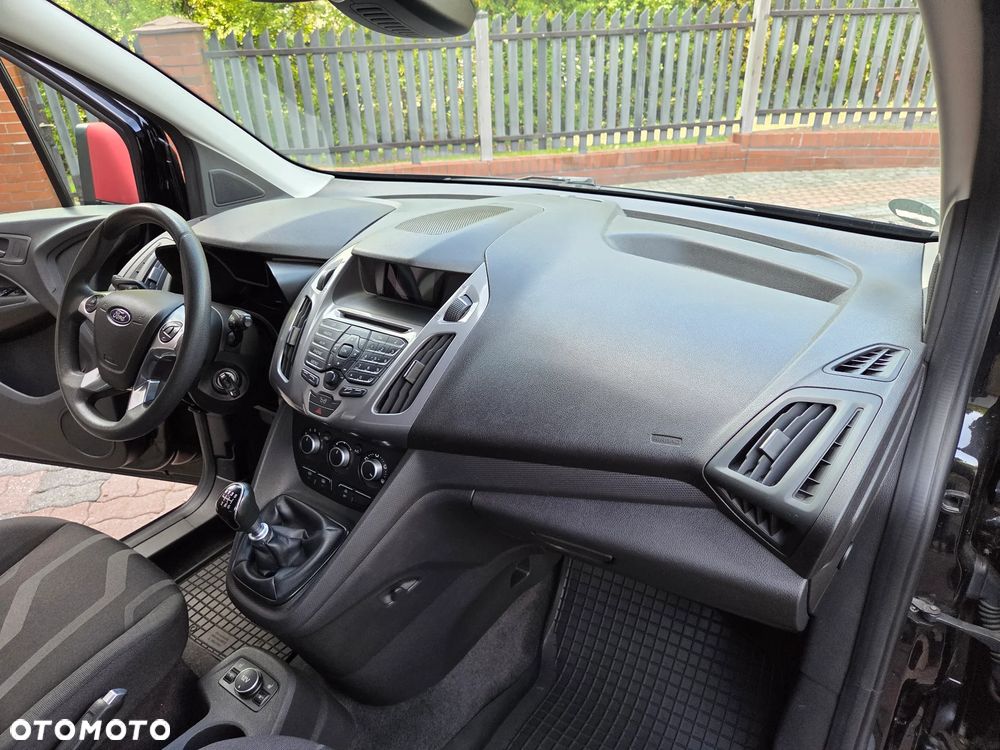 Ford Tourneo Connect - 28