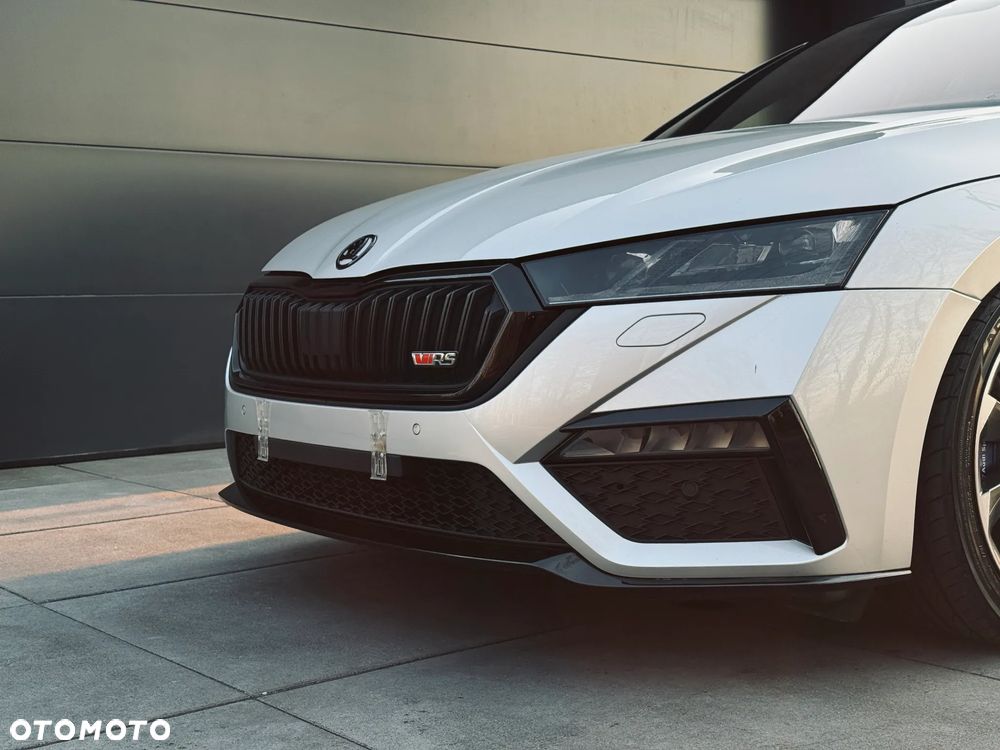 Skoda Octavia 2.0 TDI RS DSG - 10