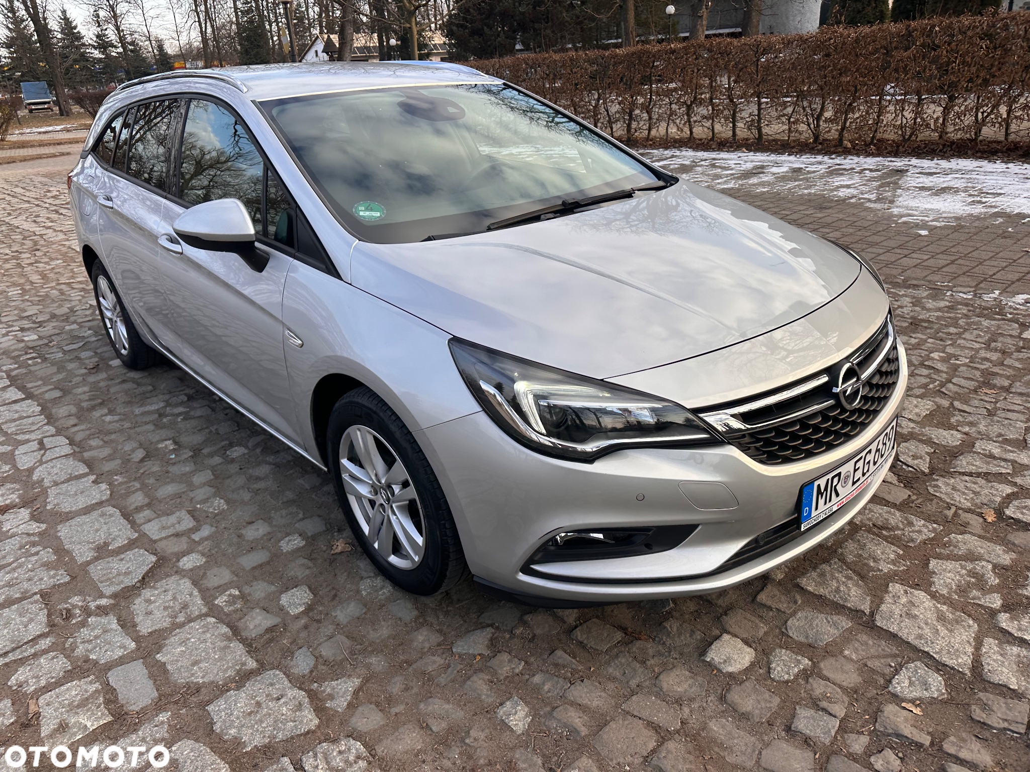 Opel Astra 1.4 Turbo Edition - 4