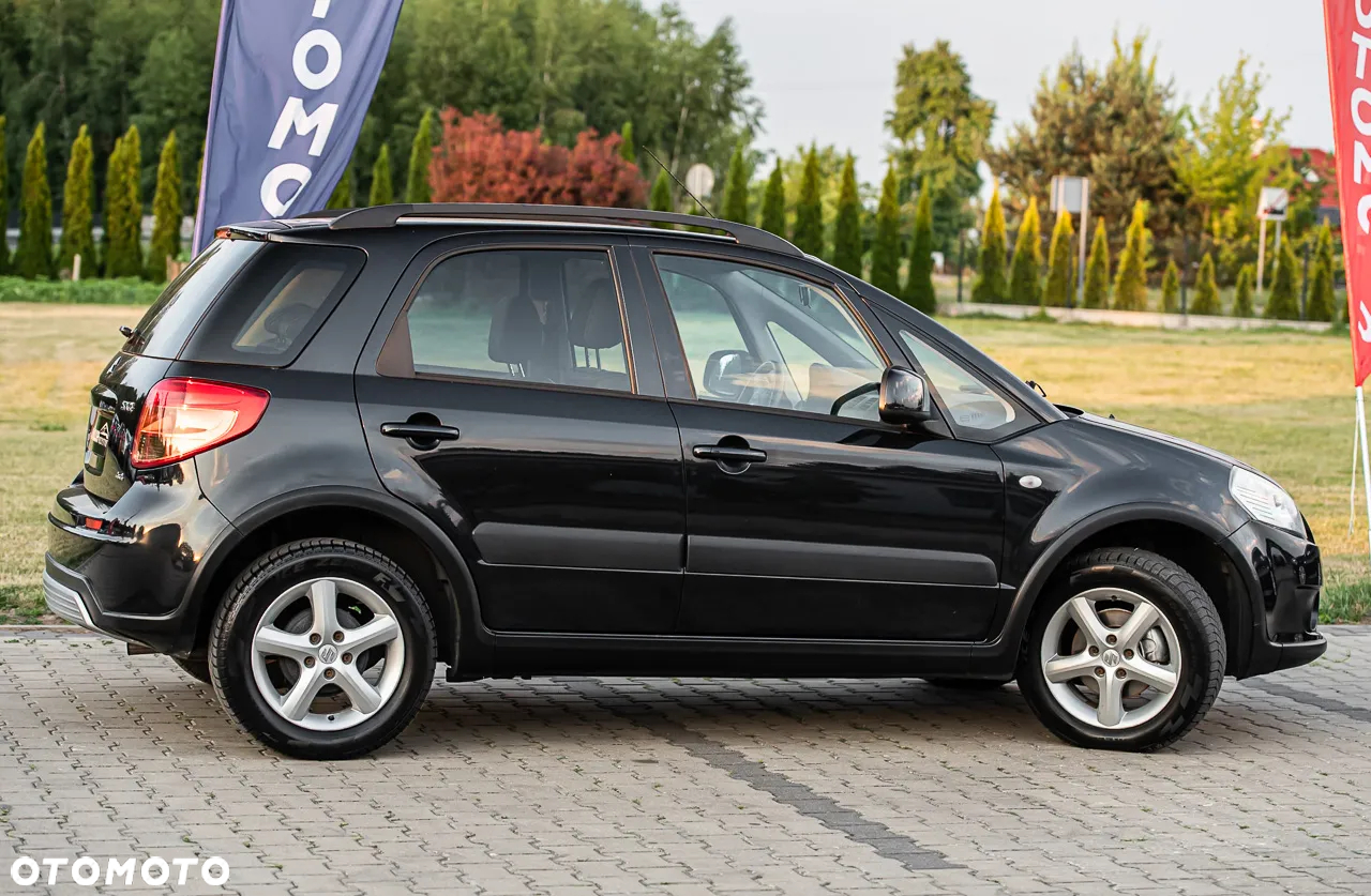 Suzuki SX4 1.6 Comfort Plus 4WD - 13