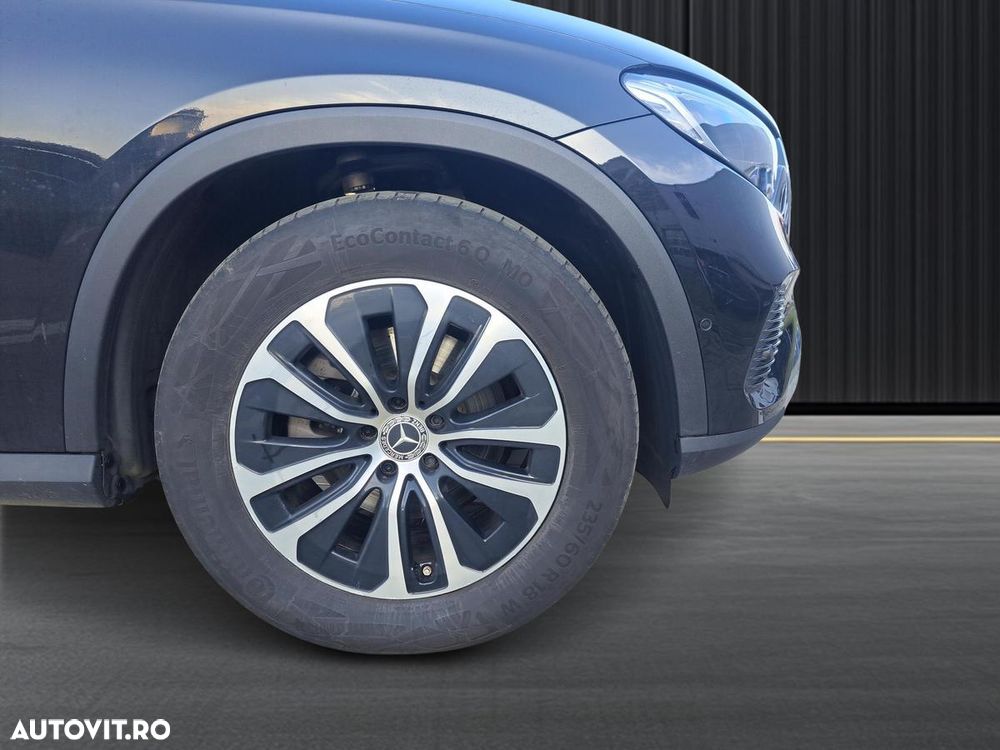 Mercedes-Benz GLC 220 d 4MATIC MHEV - 15