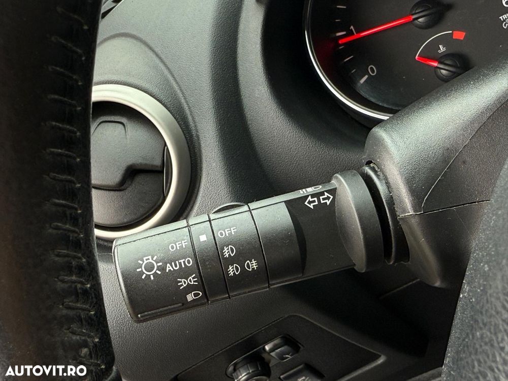 Nissan Qashqai+2 - 21