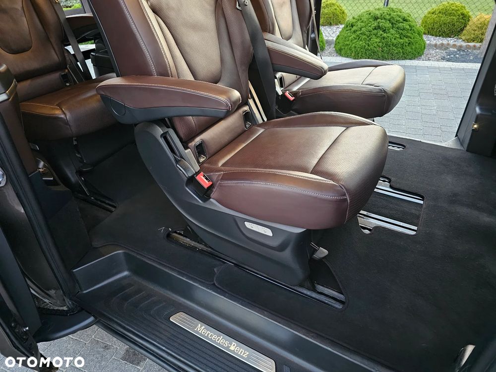 Mercedes-Benz Klasa V 250 (BlueTEC) d Avantgarde 7G-Tronic (d³ugi) - 21