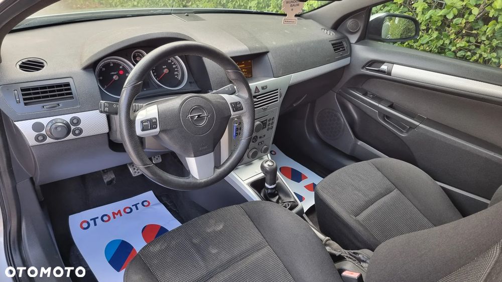 Opel Astra 1.9 CDTI Enjoy - 9