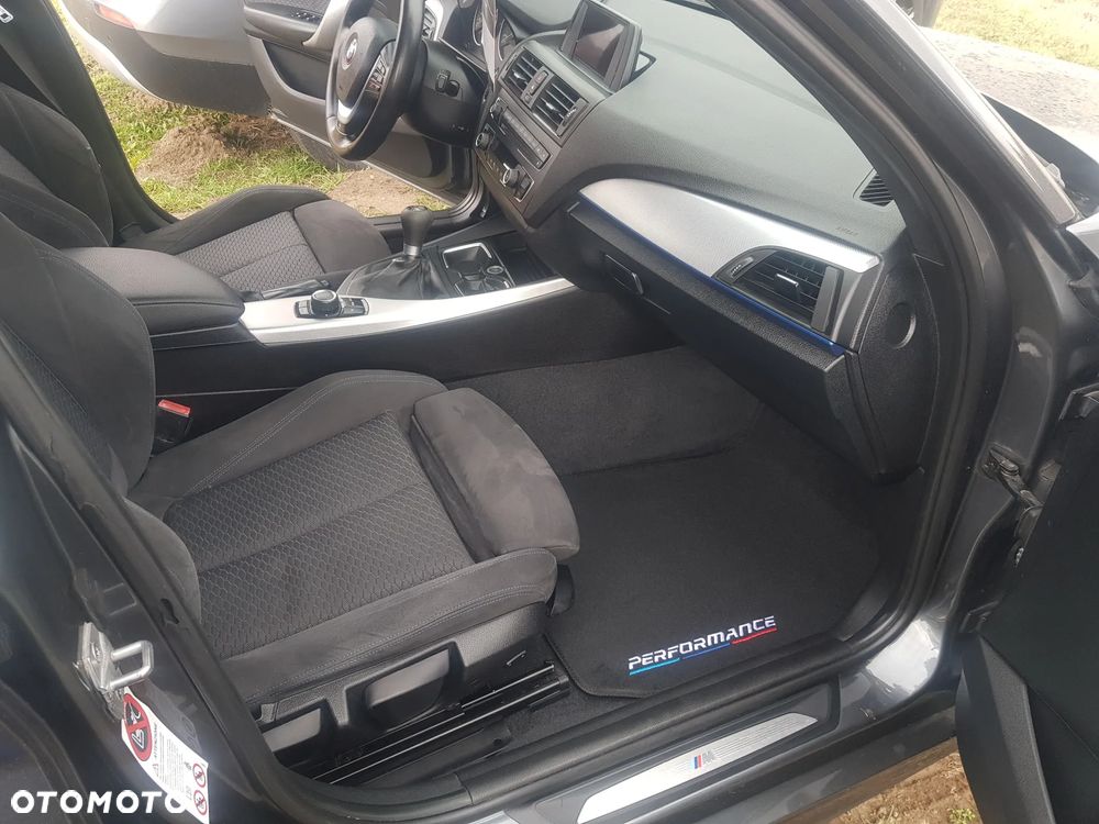 BMW Seria 1 120d xDrive BluePerformance - 14