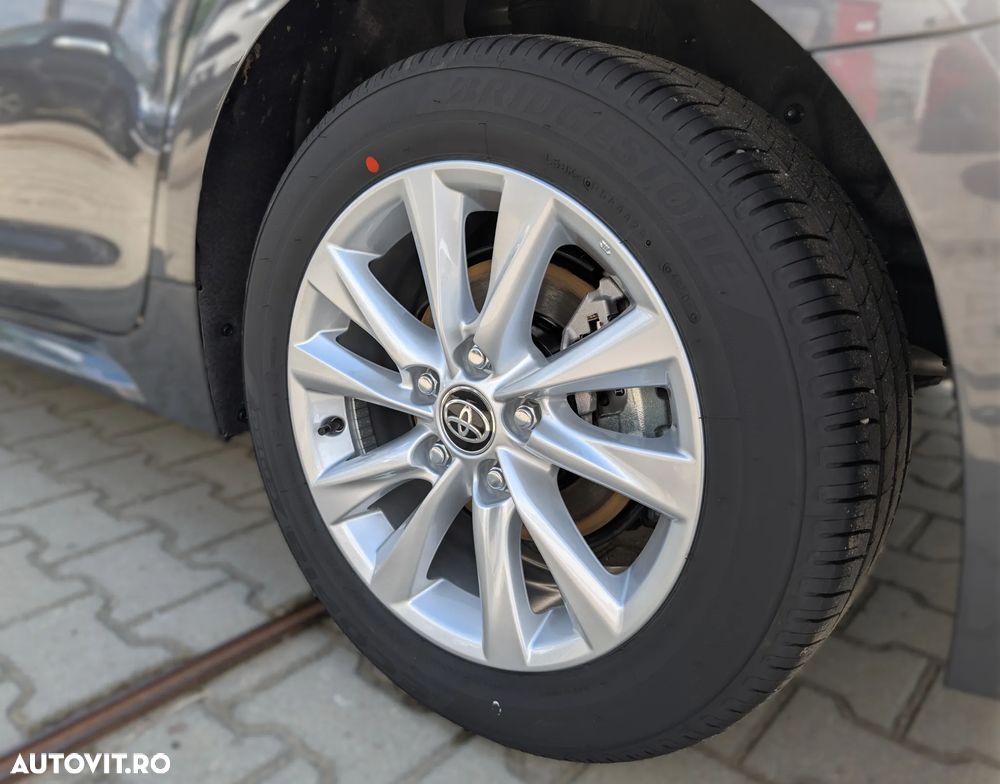 Toyota Corolla 1.8 HSD Business - 7
