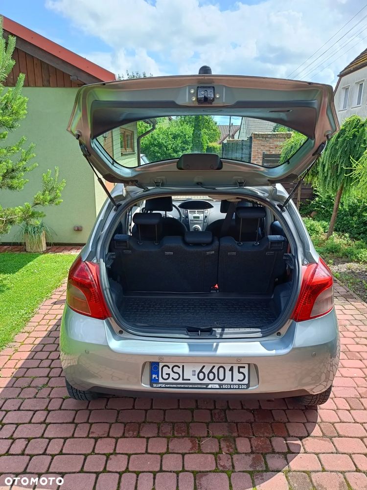 Toyota Yaris - 5
