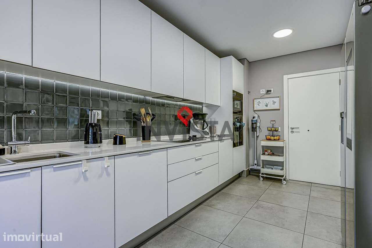 Apartamento T3 como novo, no Condomínio VilaViva - Grande imagem: 4/41