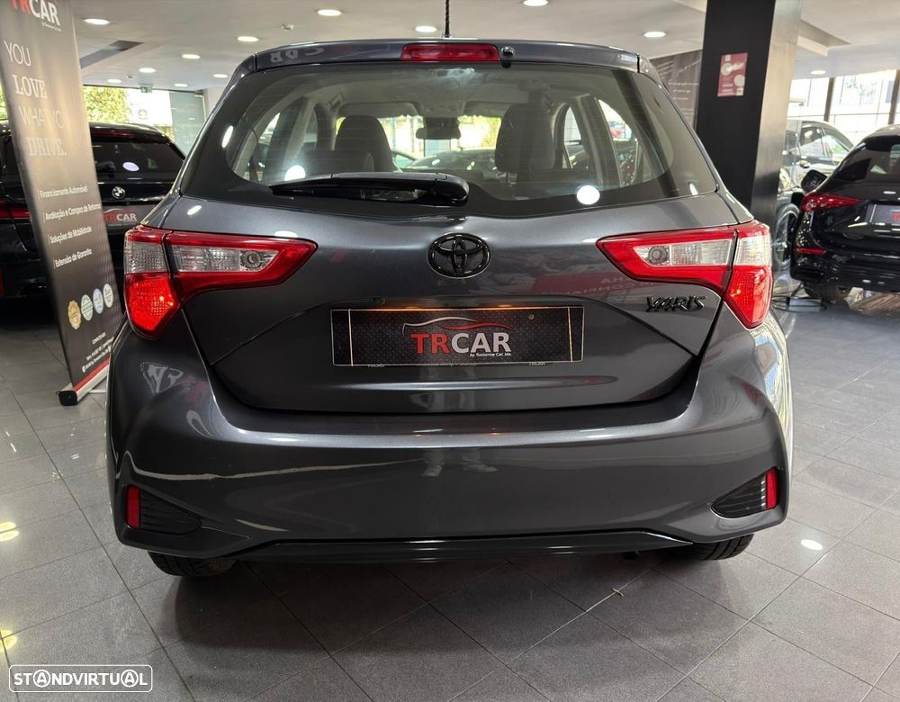 Toyota Yaris 1.0 VVT-i Exclusive - 4
