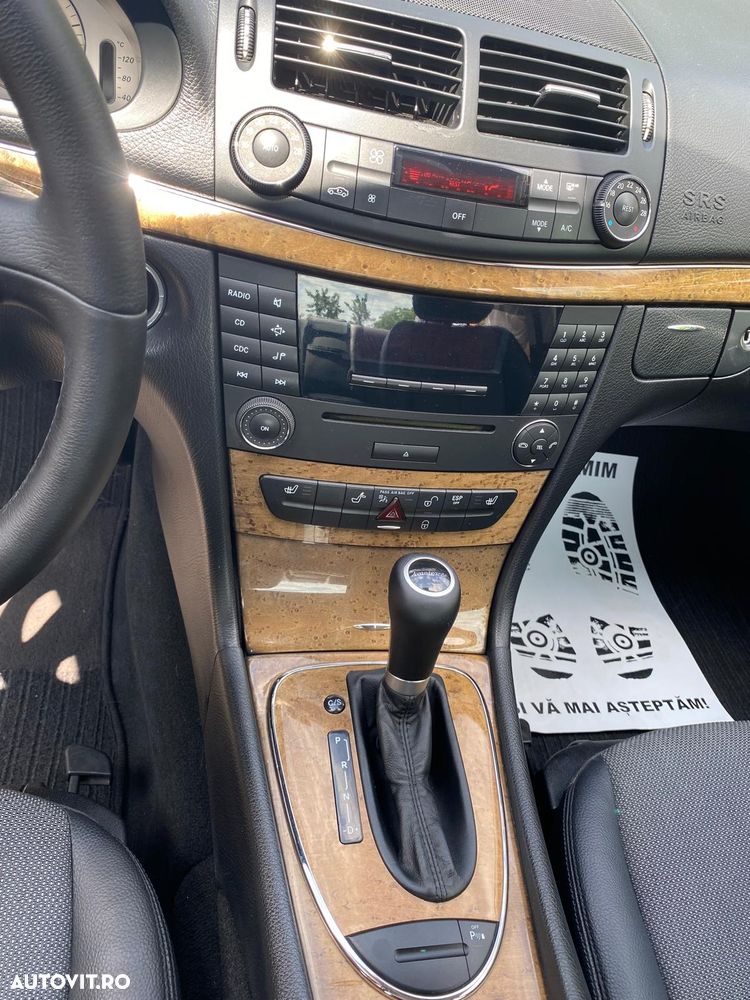 Mercedes-Benz E - 8