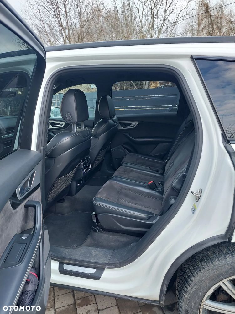 Audi Q7 - 12