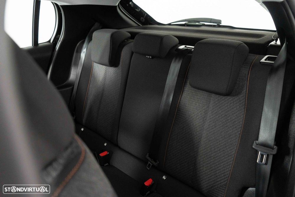 Peugeot 208 1.2 Hybrid Style e-DCS6 - 10