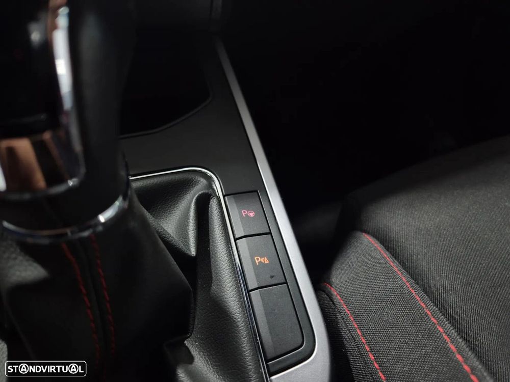 SEAT Arona 1.0 TSI FR - 26