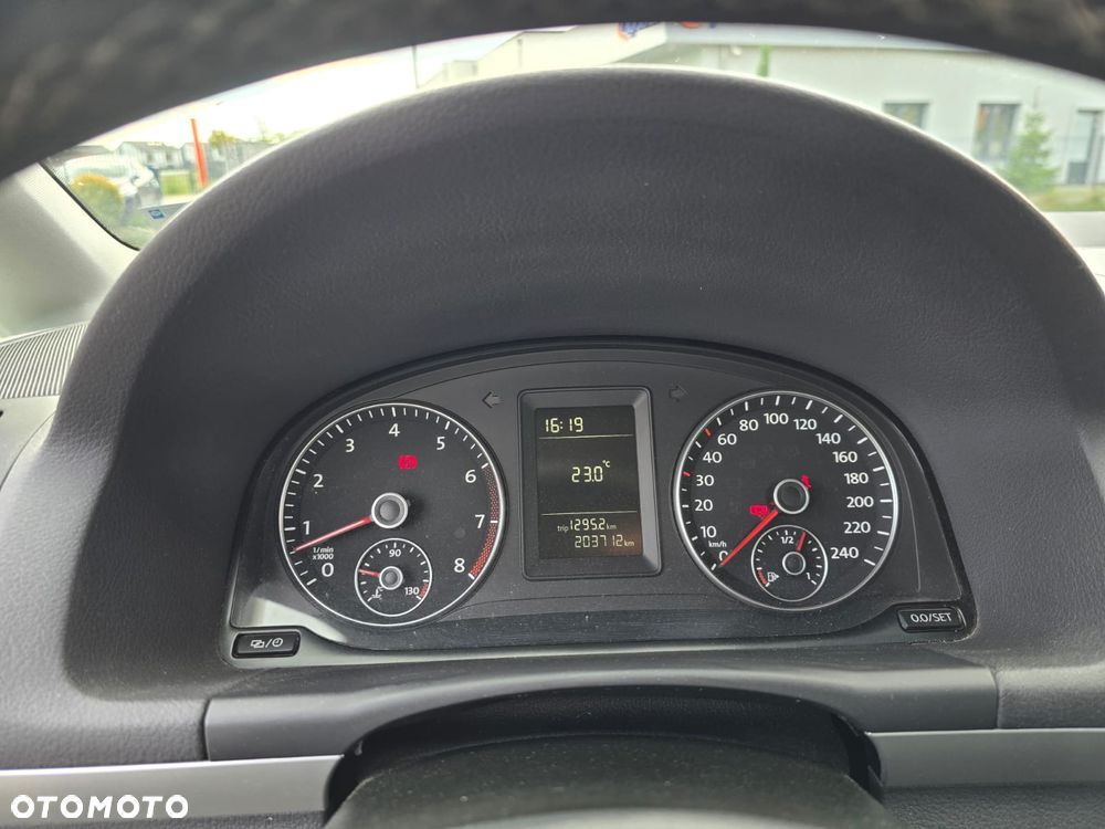 Volkswagen Touran 1.2 TSI Trendline - 6
