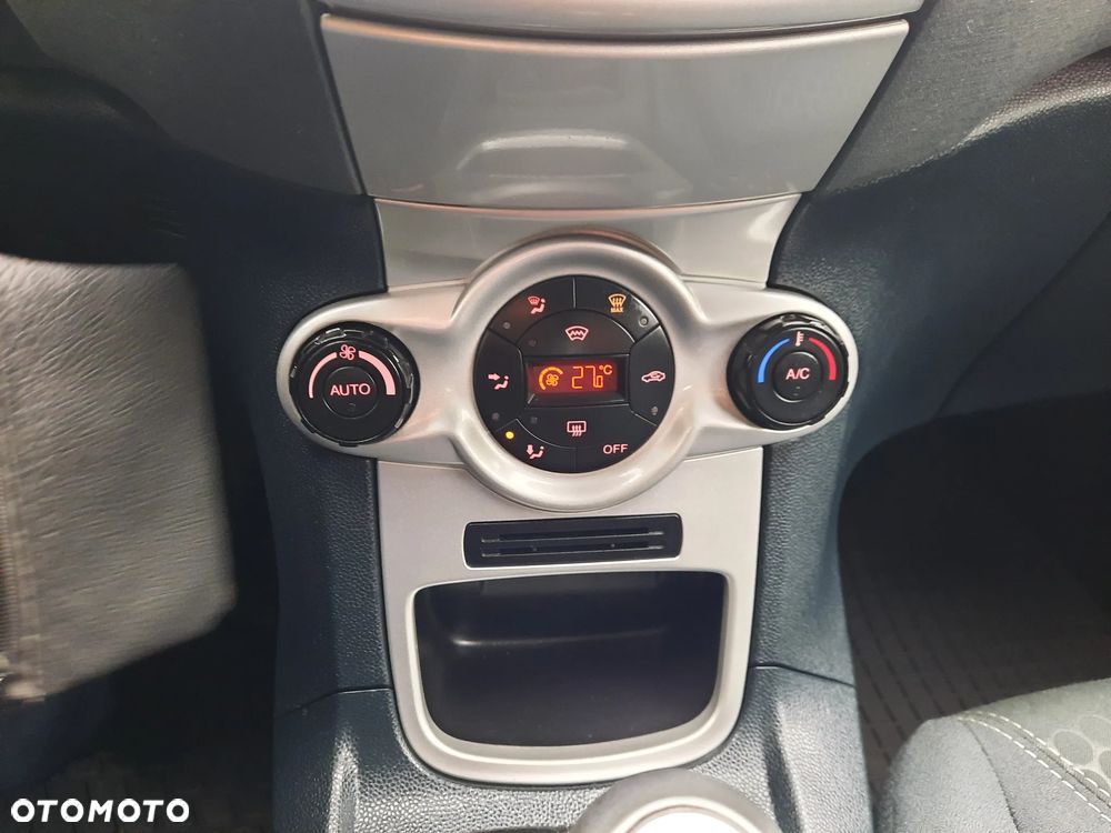 Ford Fiesta - 21