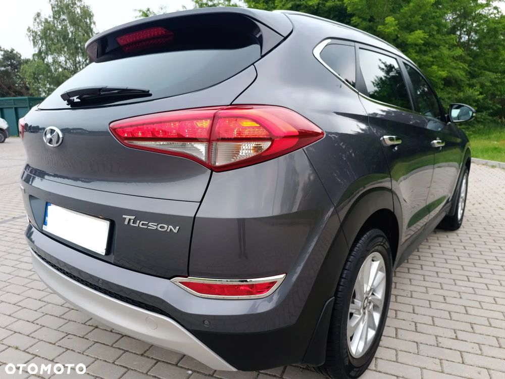 Hyundai Tucson 1.6 GDI BlueDrive Style 2WD - 18