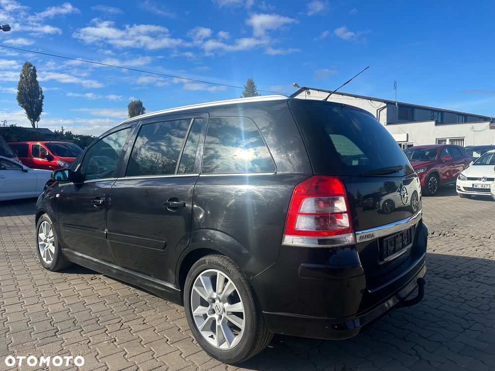 Opel Zafira 1.8 Cosmo - 7