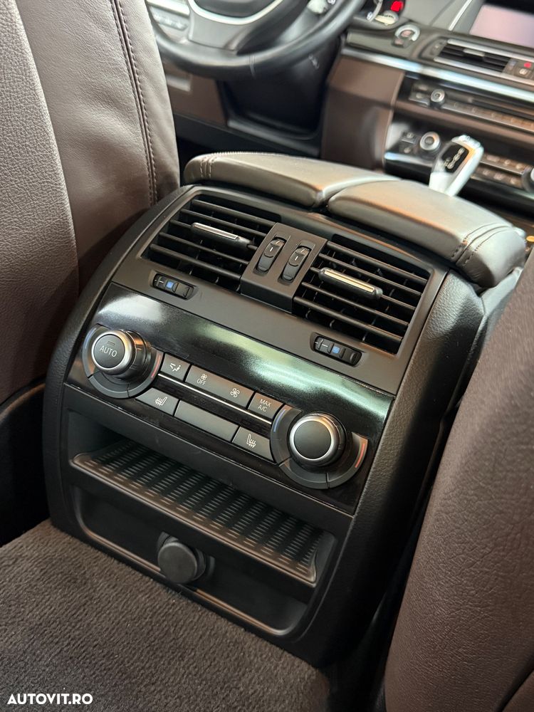 BMW Seria 5 535i xDrive Sport-Aut. Luxury Line - 25