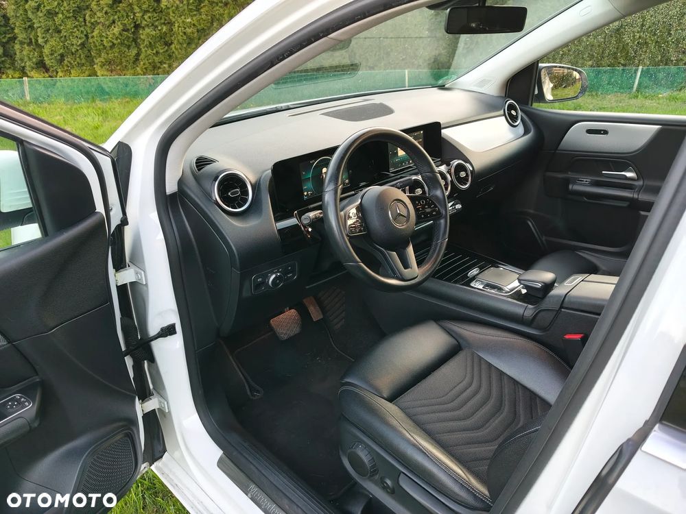 Mercedes-Benz Klasa B 180 d Style 7G-DCT - 9