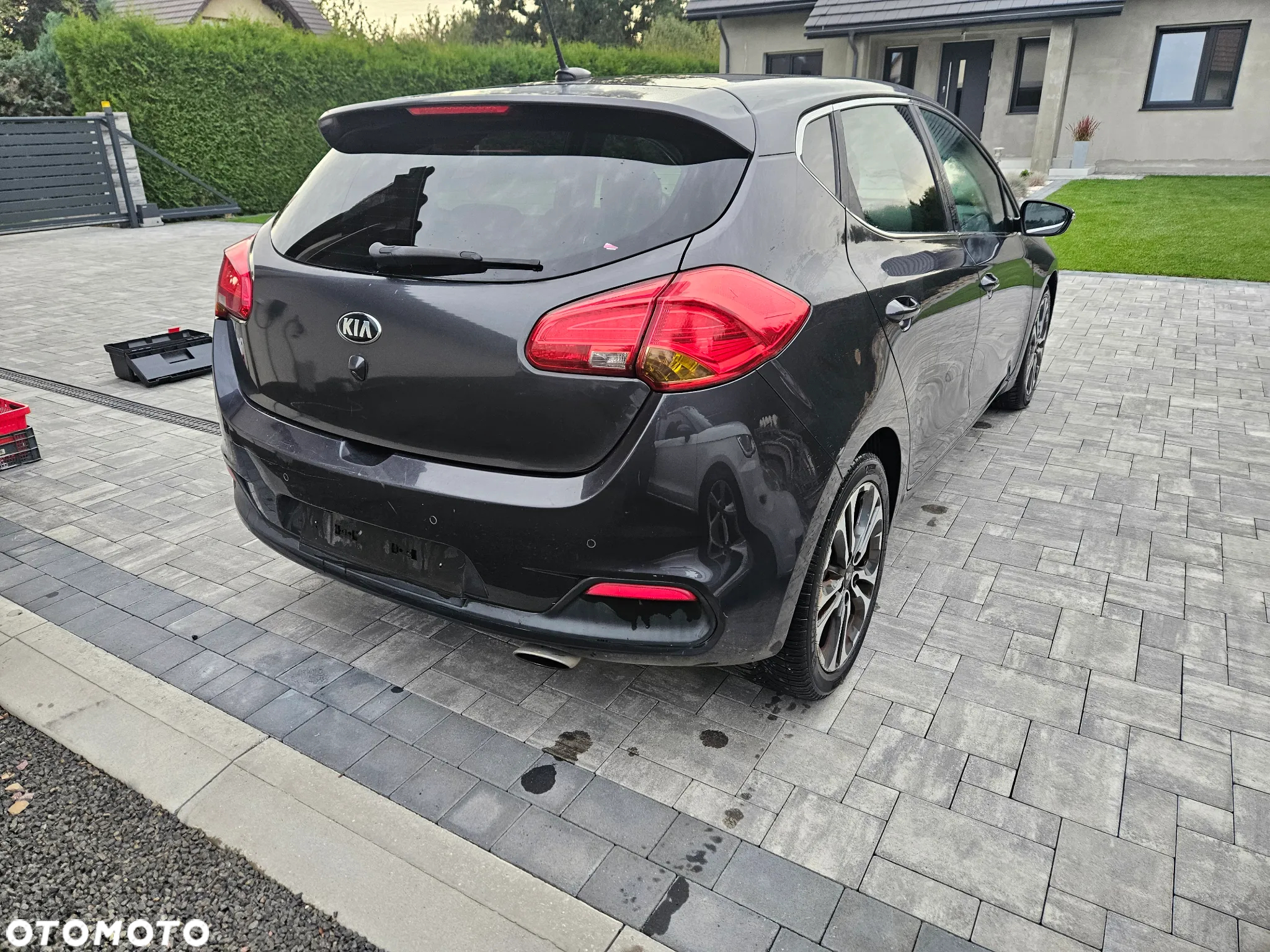 Kia Ceed 1.6 CRDi 128 SW Platinum Edition - 10