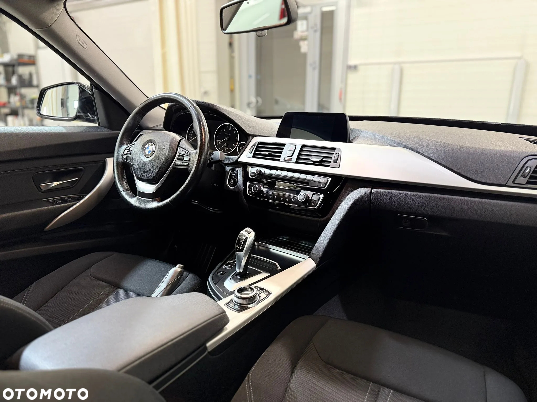 BMW 3GT - 12