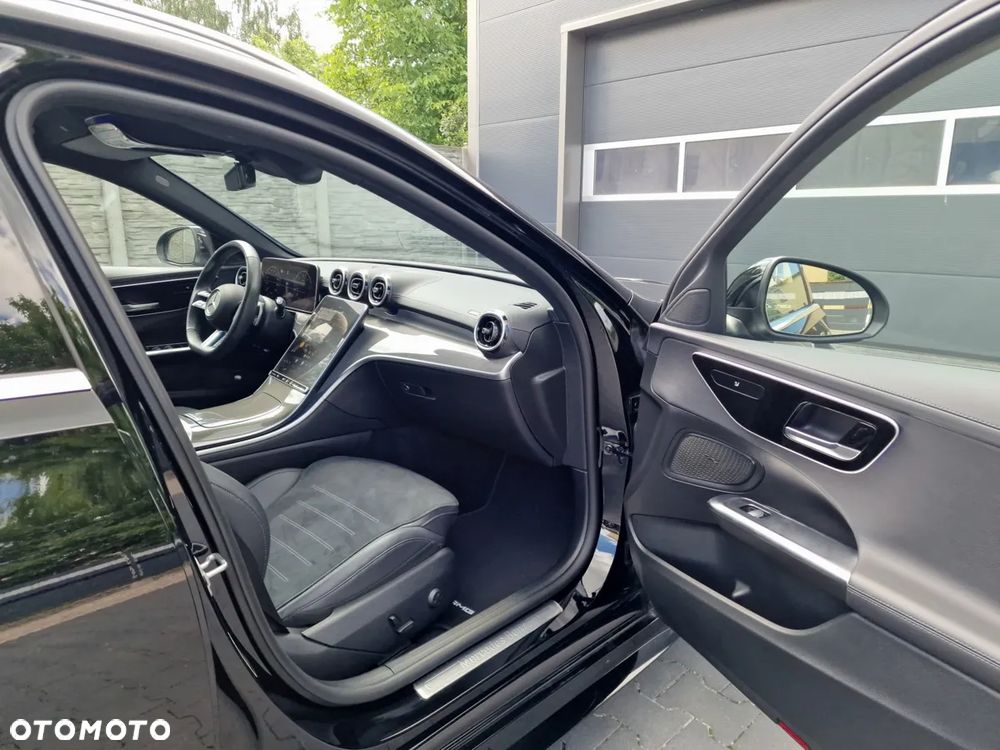 Mercedes-Benz Klasa C 300 d 9G-TRONIC - 25