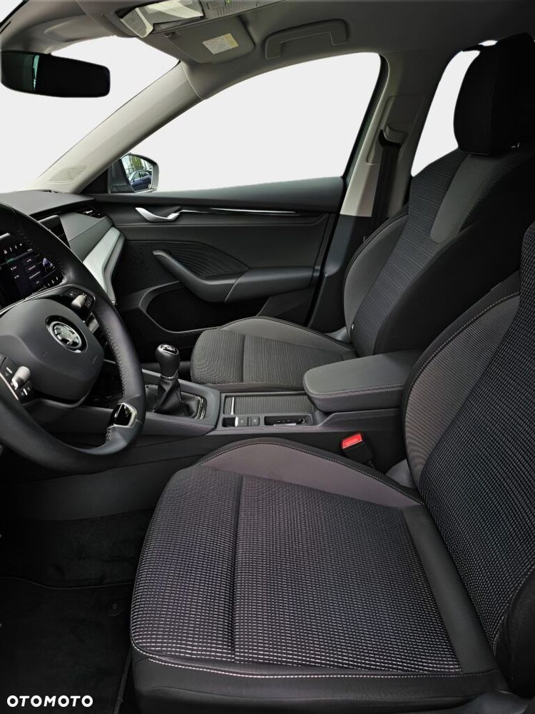 Skoda Octavia 1.5 TSI Selection - 32