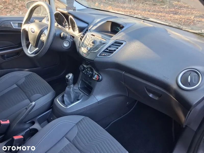 Ford Fiesta - 5