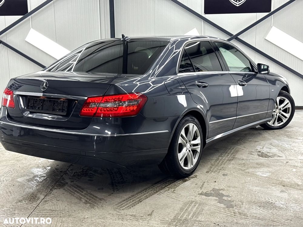 MERCEDES-BENZ E-Class 2012 — imagine 24