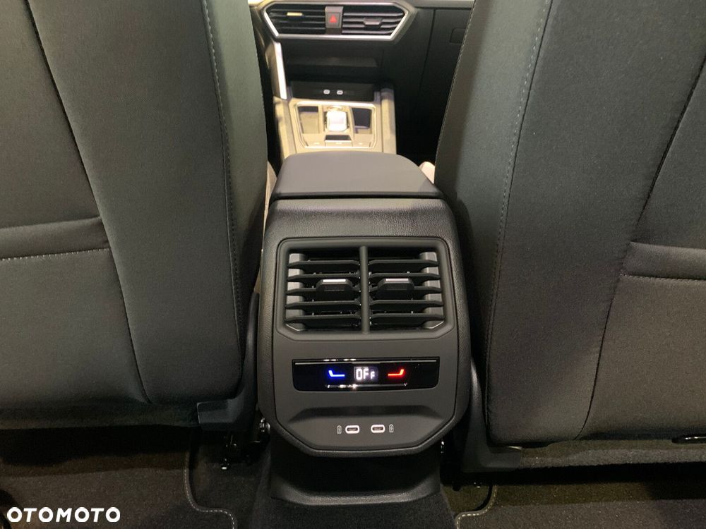 Seat Leon Sportstourer 1.5 eTSI Style DSG - 22