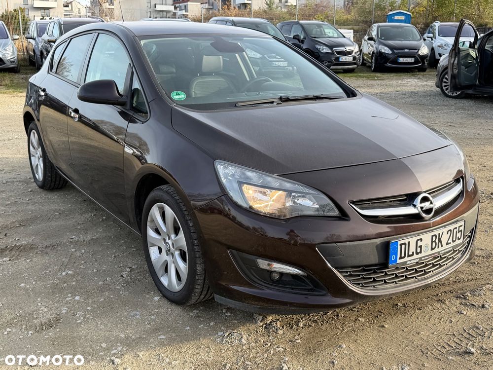 Opel Astra 1.4 Turbo Active - 11